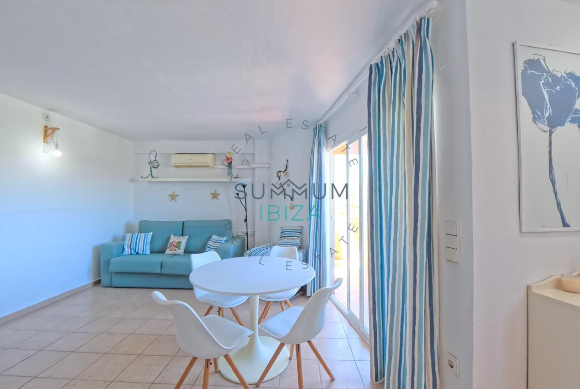 Formentera: Estudio acogedor con terraza en Es Pujols