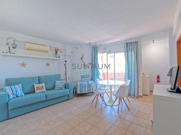 Formentera: Estudio acogedor con terraza en Es Pujols