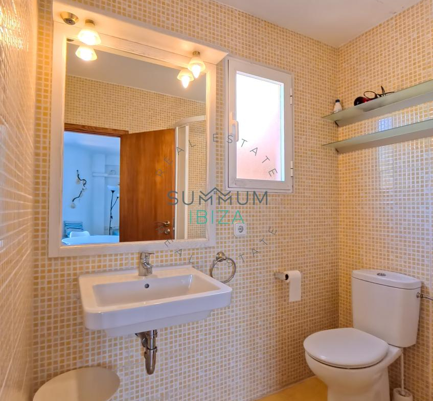 Formentera: Estudio acogedor con terraza en Es Pujols
