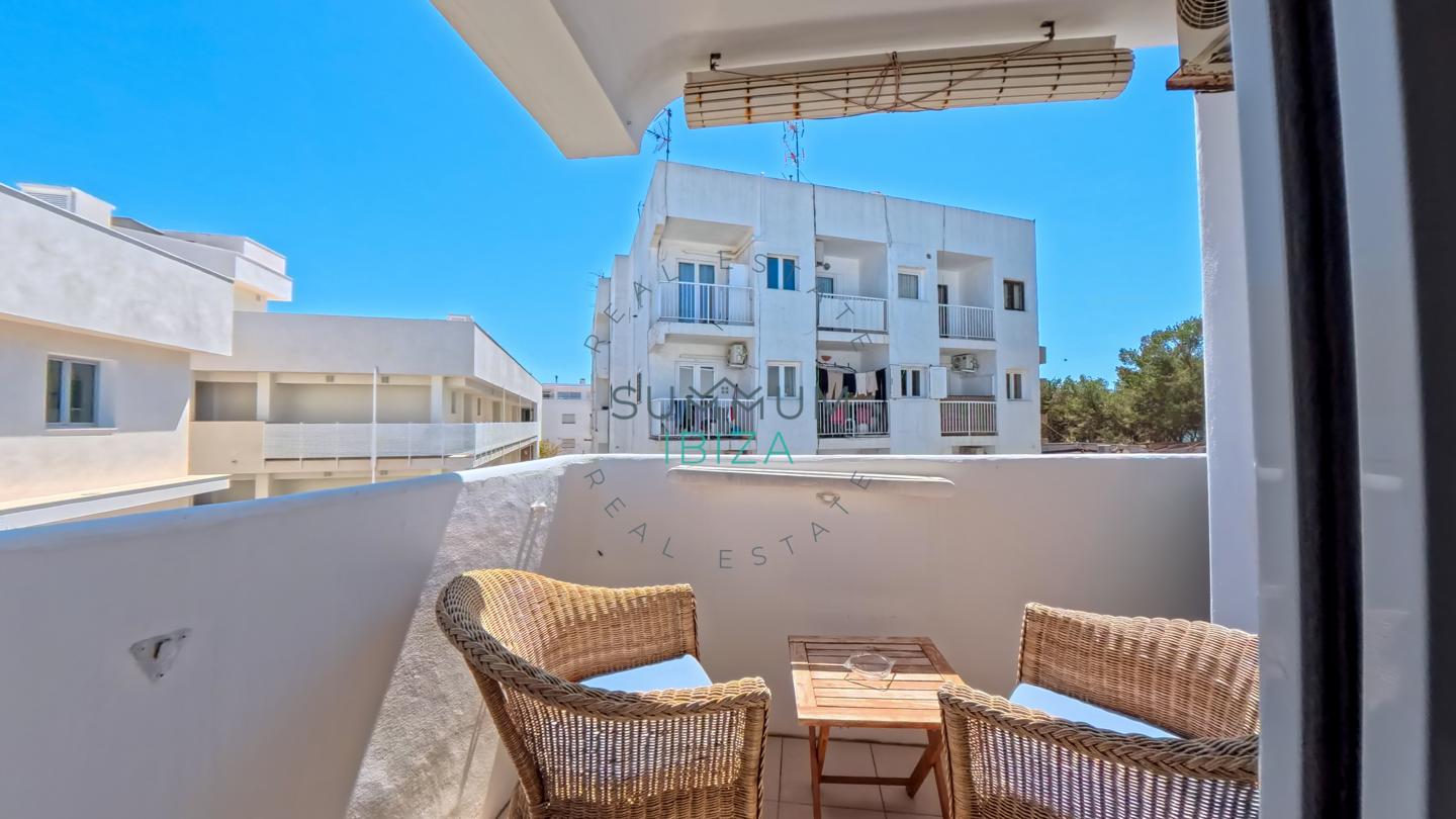 4262835-d12544c6 Piso junto al mar con Licencia Turística. Formentera.