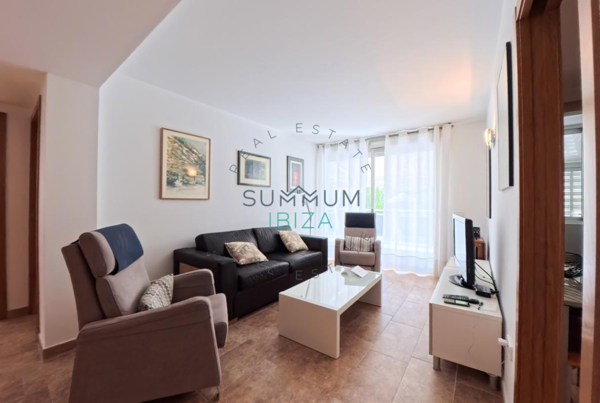 Piso 2 habitaciones, terraza y parking en Ibiza