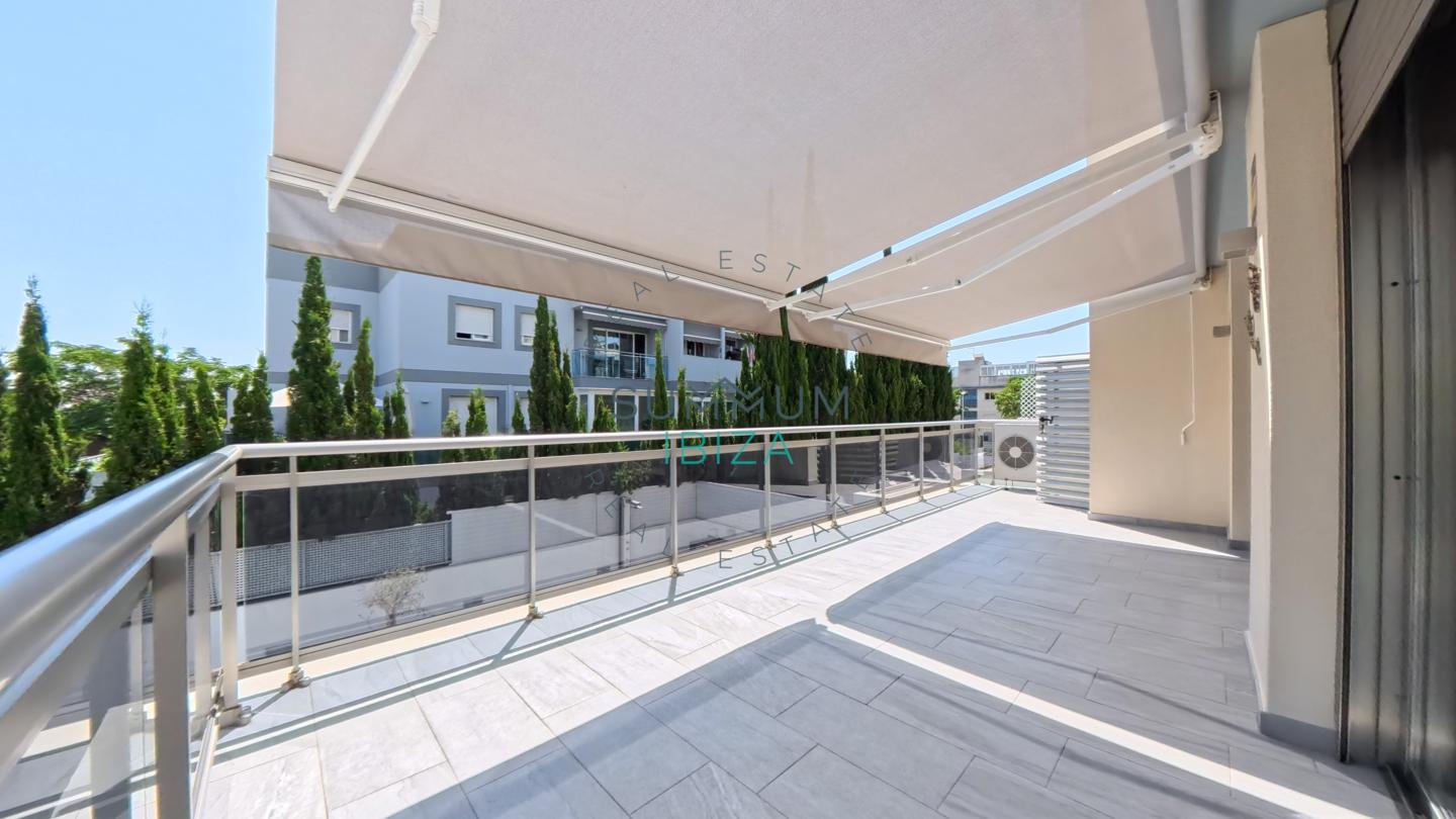 4267216-1162aa24 Piso 2 habitaciones, terraza y parking en Ibiza