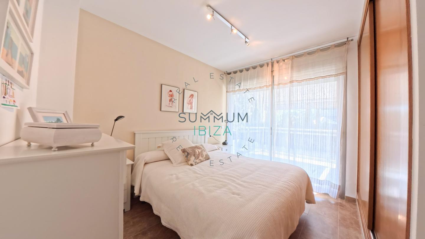 4267216-ac8ef866 Piso 2 habitaciones, terraza y parking en Ibiza