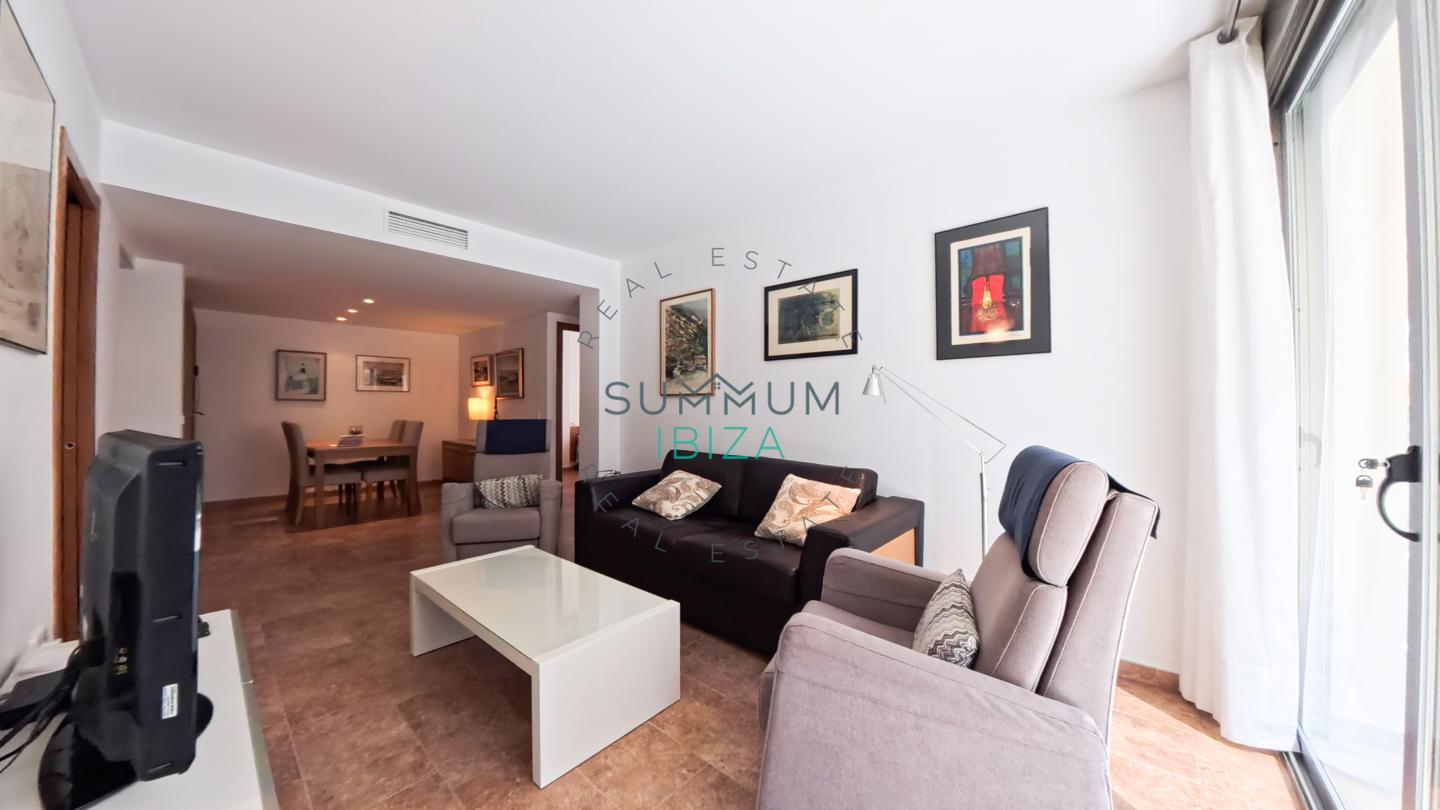 4267216-b70695d2 Piso 2 habitaciones, terraza y parking en Ibiza