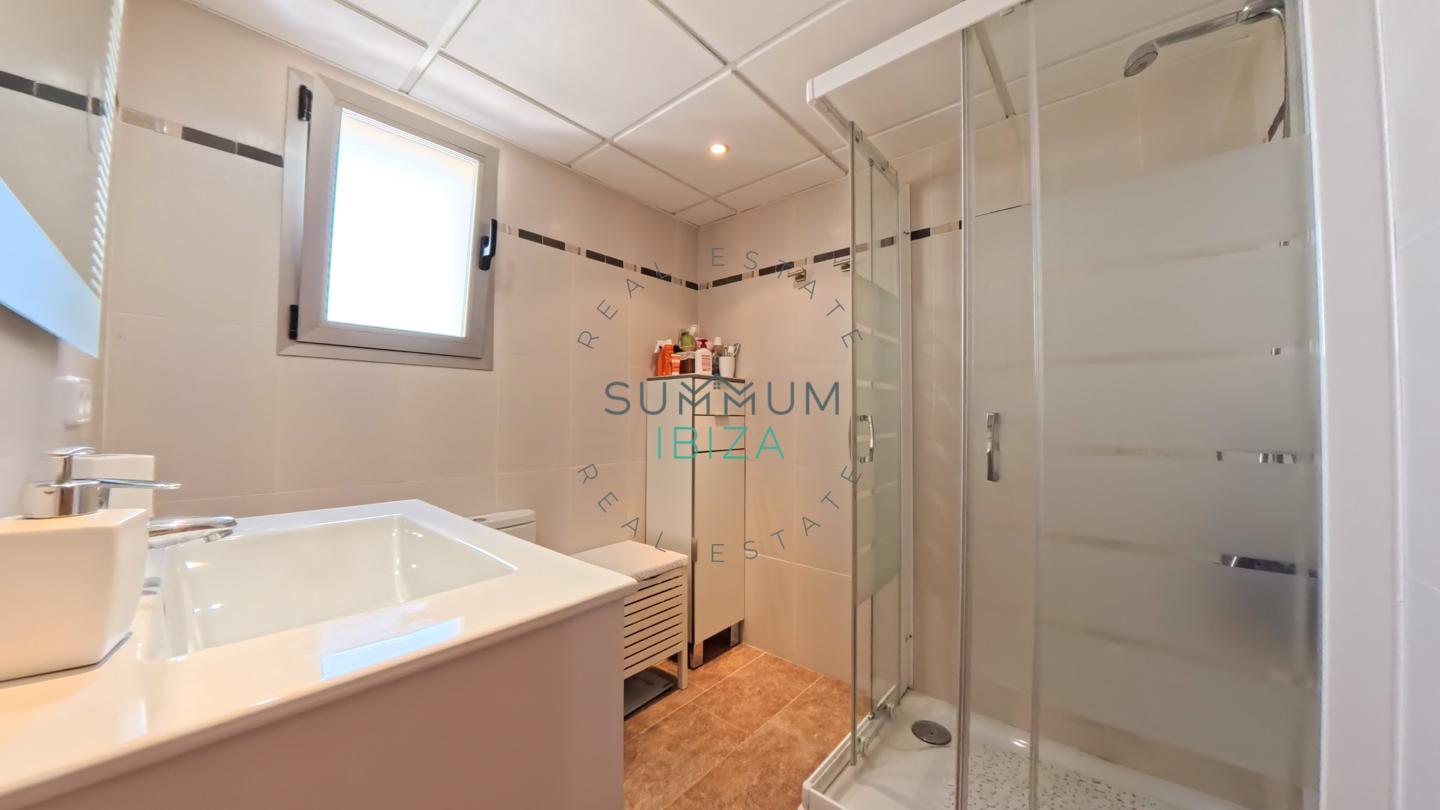 4267216-fd288852 Piso 2 habitaciones, terraza y parking en Ibiza