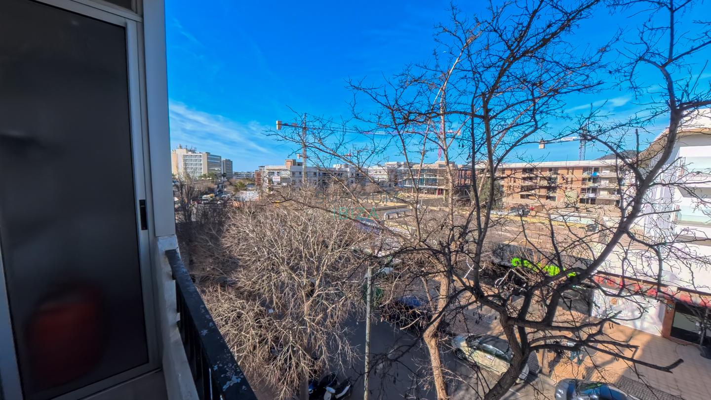 4191767-211e4169 Inversores: Piso 2 habitaciones con para reformar en Es Vivé