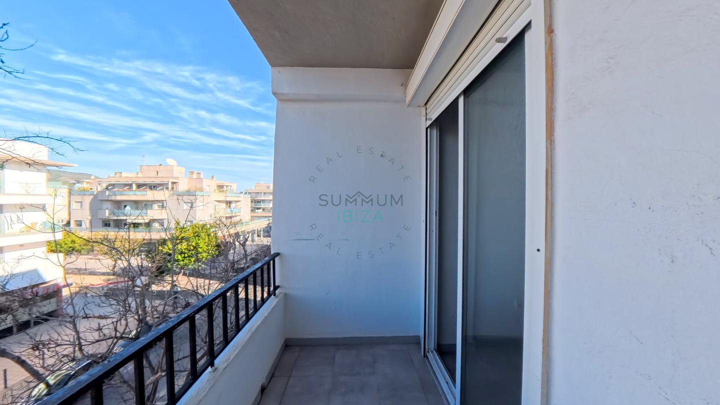 4191767-2a4b05c0 Inversores: Piso 2 habitaciones con para reformar en Es Vivé