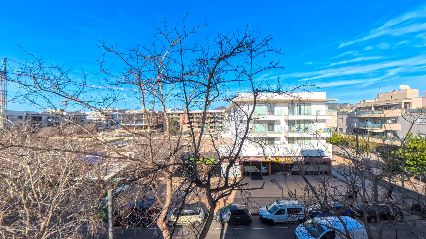 4191767-2a64ccd0 Inversores: Piso 2 habitaciones con para reformar en Es Vivé