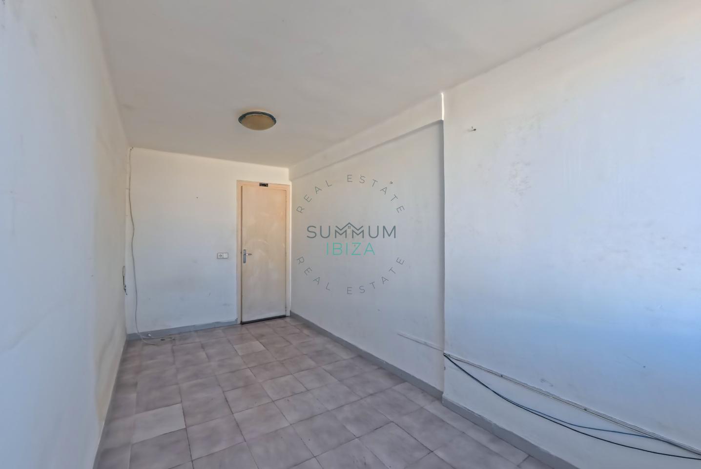 4191767-647ece6c Inversores: Piso 2 habitaciones con para reformar en Es Vivé