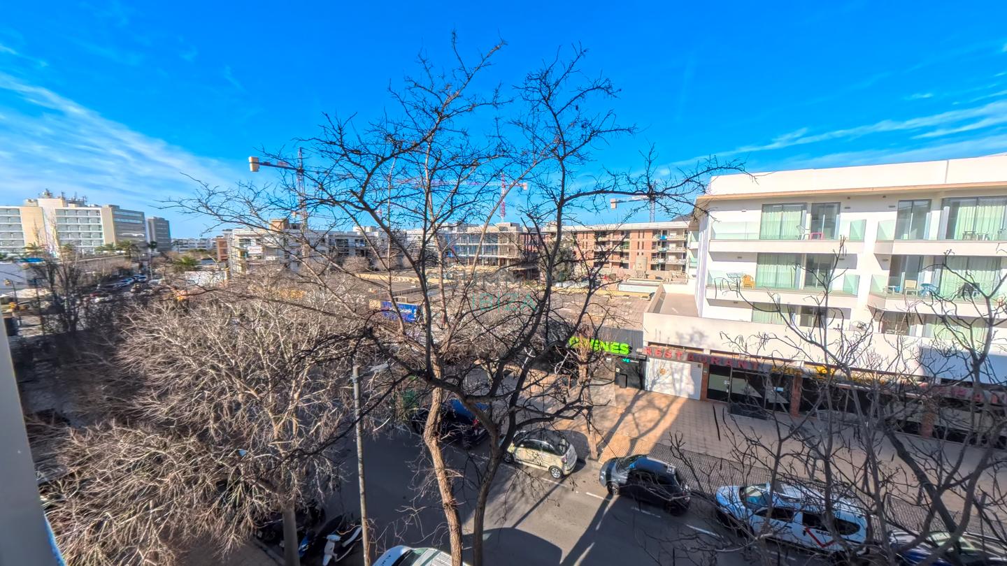 4191767-8045bfd5 Inversores: Piso 2 habitaciones con para reformar en Es Vivé