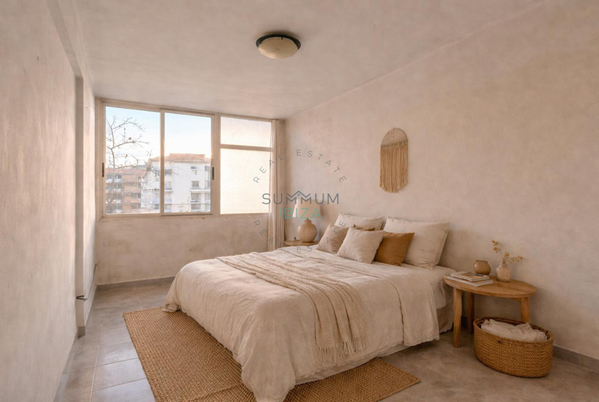 Inversores: Piso 2 habitaciones con para reformar en Es Vivé
