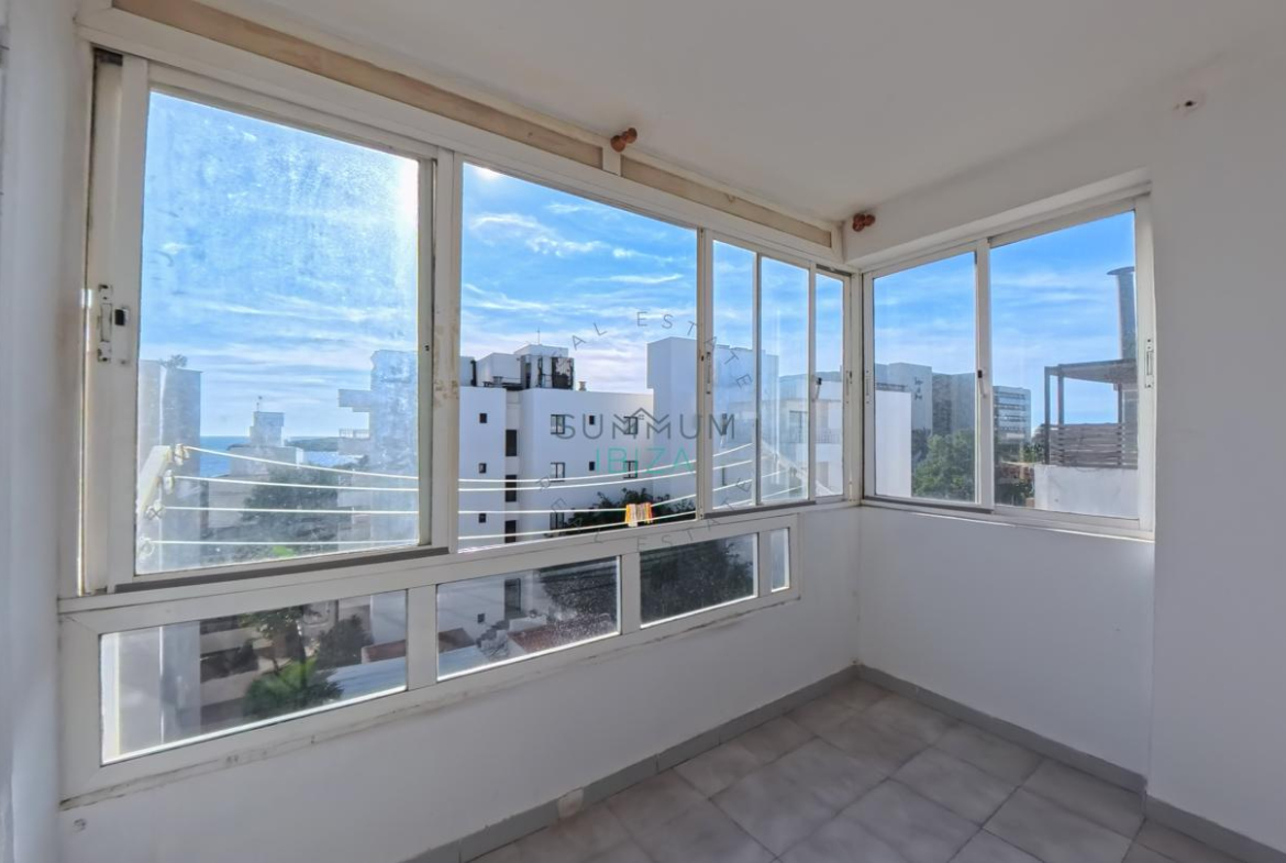 Inversores: Piso 2 habitaciones con para reformar en Es Vivé