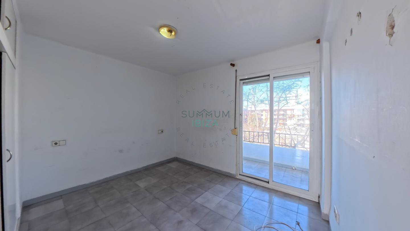 4191767-d7b304dd Inversores: Piso 2 habitaciones con para reformar en Es Vivé