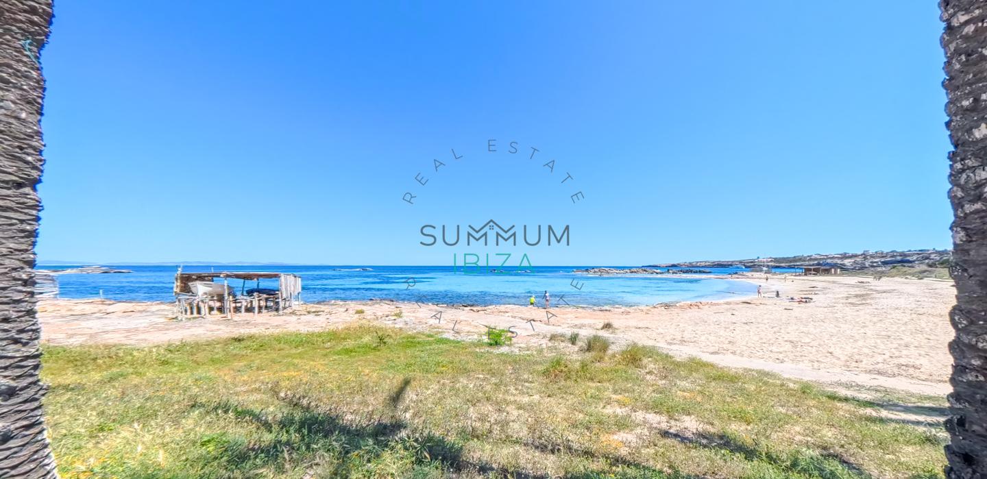 4262825-1a464ed8 Piso con licencia turística en Es Pujols (Formentera)