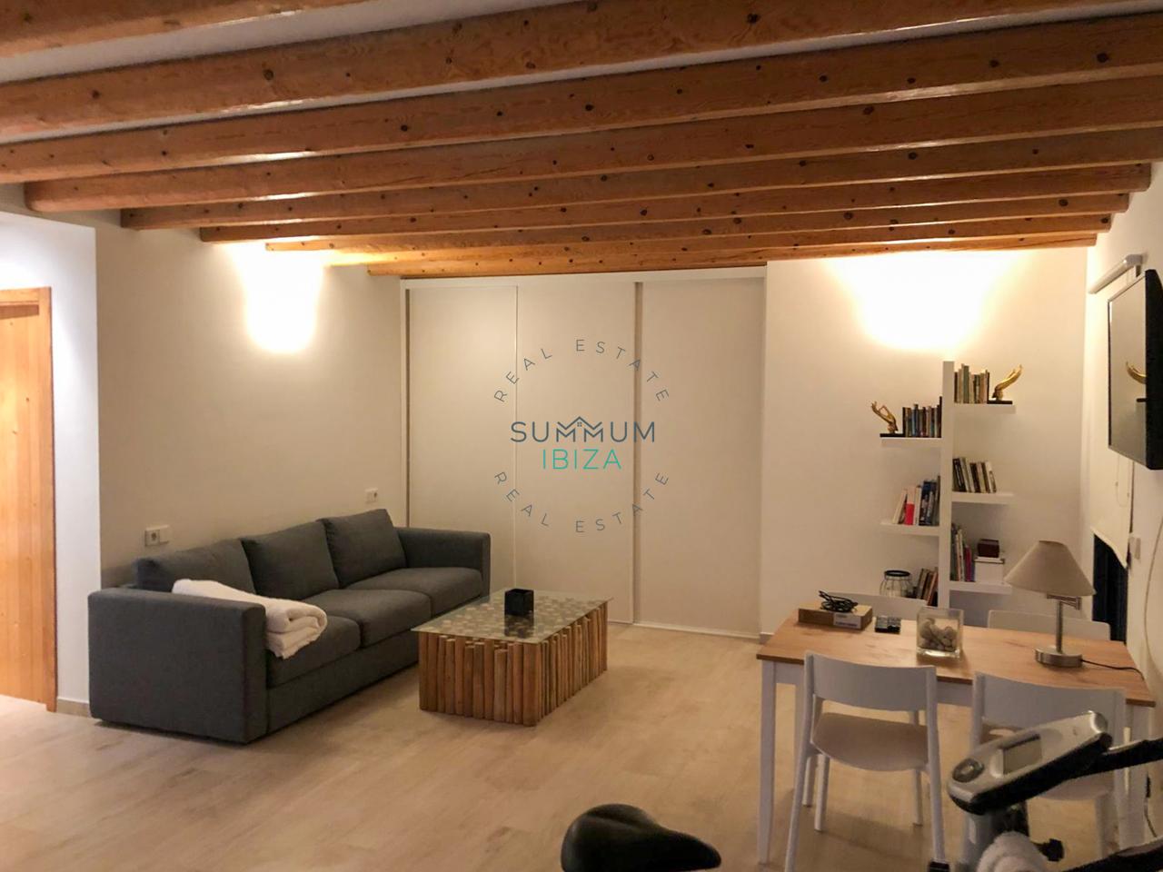 Bonita villa con Piscina cerca de Sant Jordi.