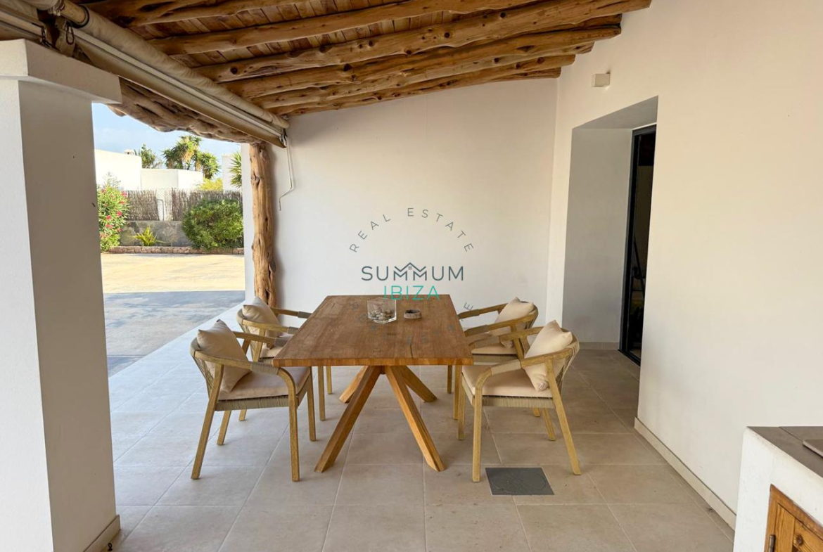 Bonita villa con Piscina cerca de Sant Jordi.