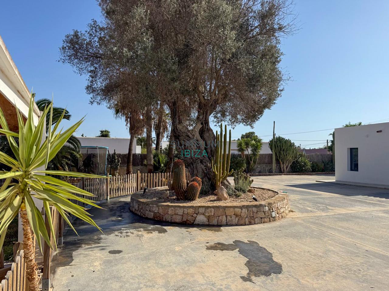 Bonita villa con Piscina cerca de Sant Jordi.