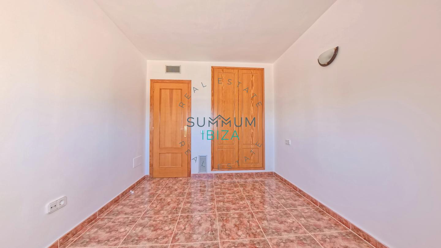 4285652-06858f94 Piso en venta en Puig d'en Valls con terraza y parking