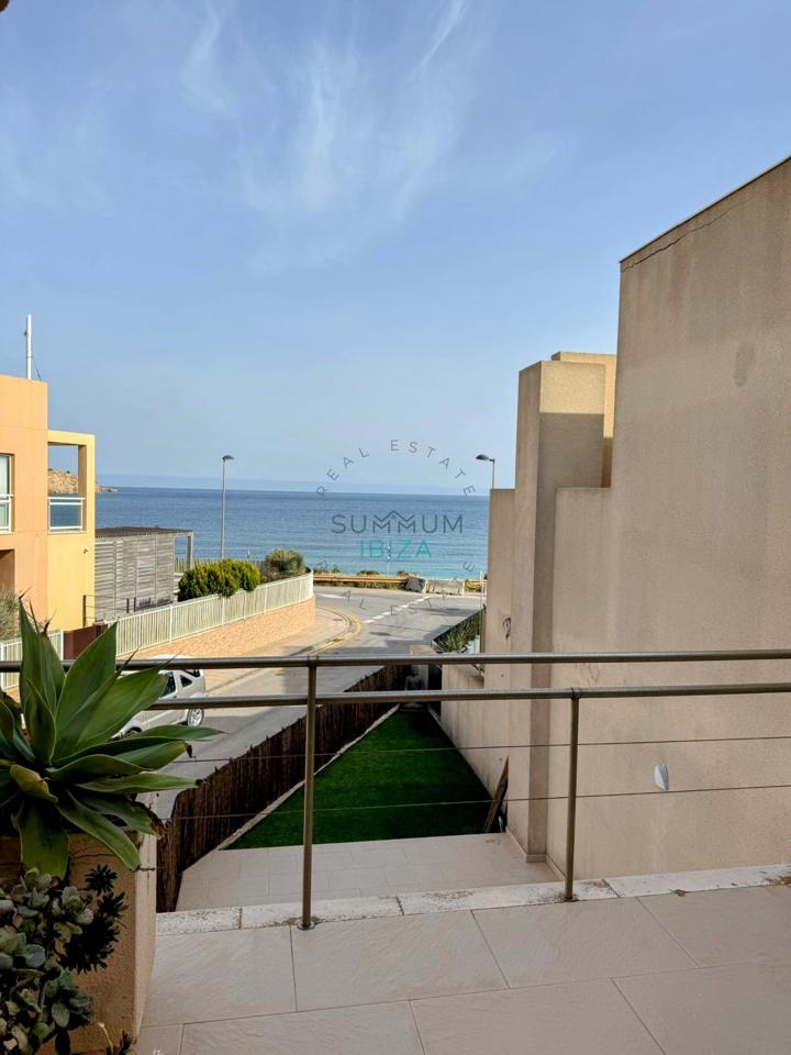 Magnífica Casa junto al mar en Ibiza
