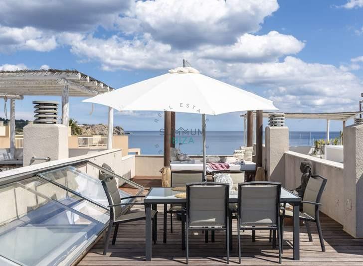 Magnífica Casa junto al mar en Ibiza