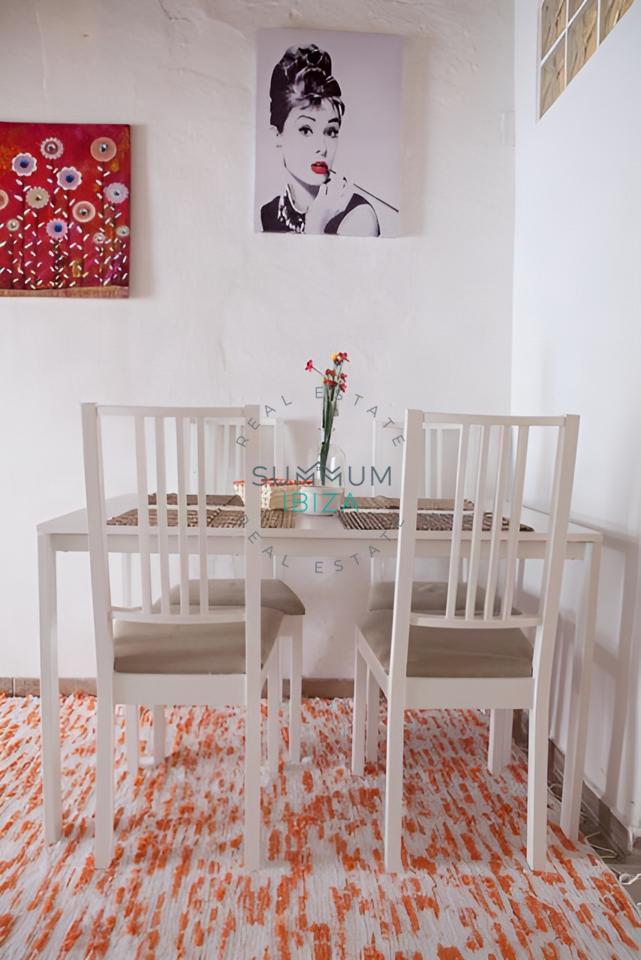 Loft de 1 dormitorio con balcón en la zona histórica de Ibiza
