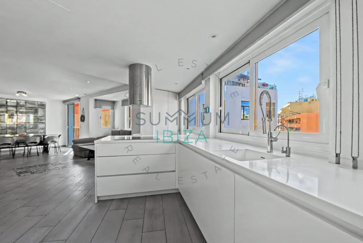 Flat in Eivissa with 94 m2
