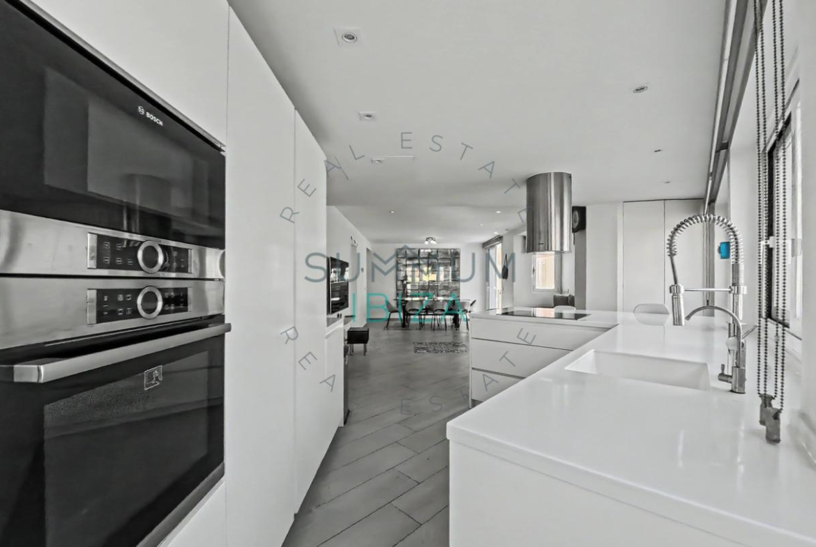 Flat in Eivissa with 94 m2