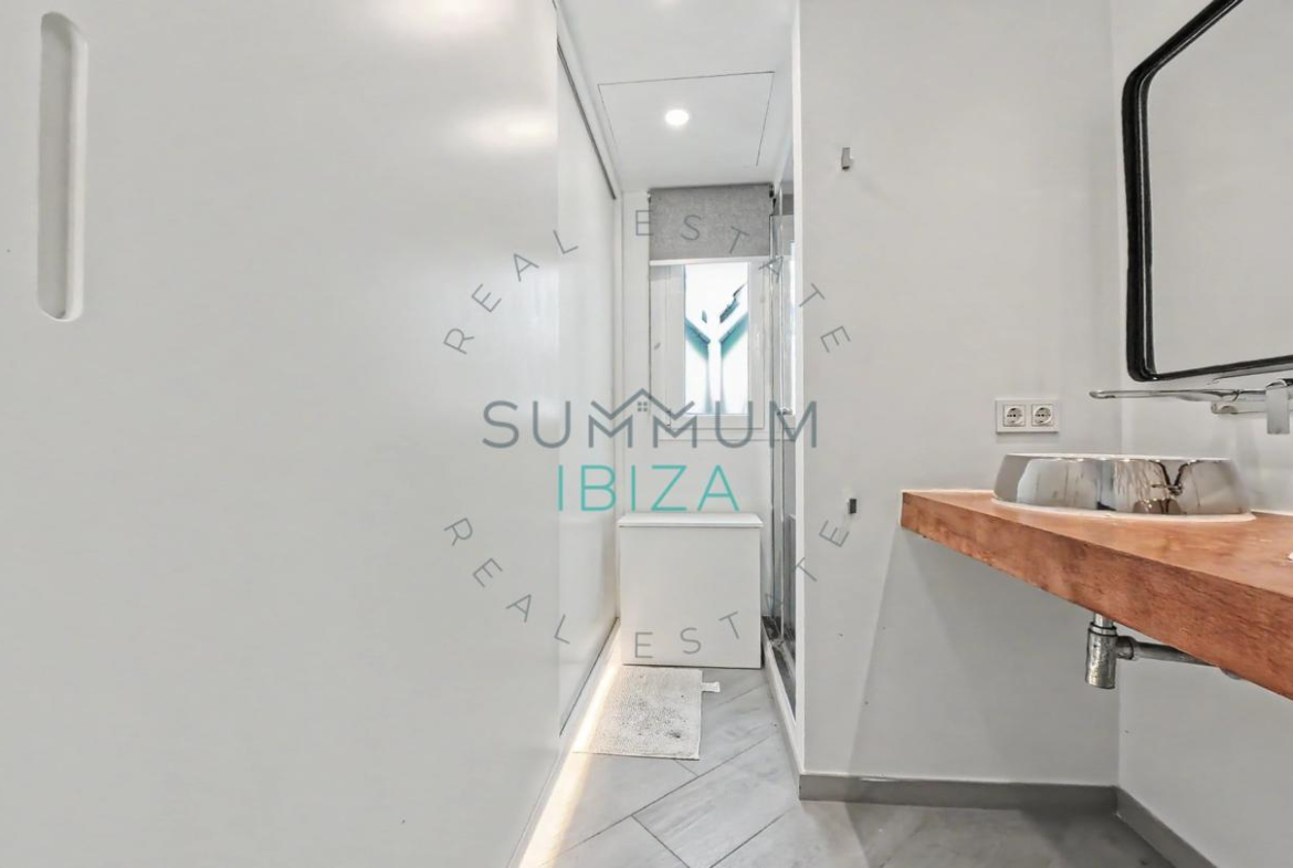 Flat in Eivissa with 94 m2